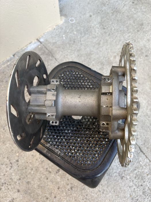 Cubo tradeiro derba senda