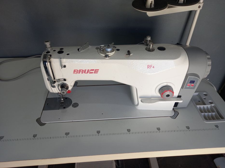 Продаеться швейна машина Bruse RF4
Машина розрахованна на