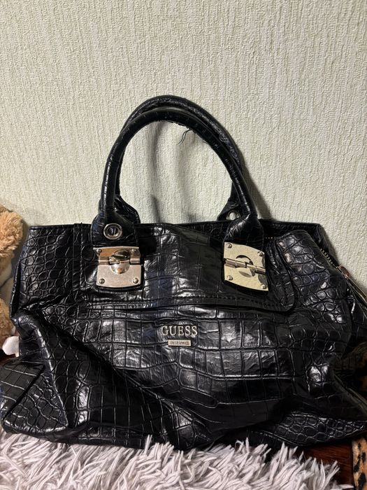 Сумка guess большая оригинальная