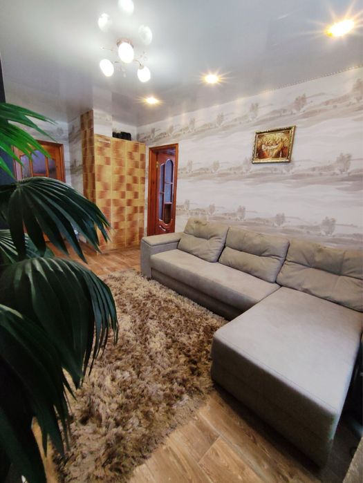 р Продаж 3-кімнатної квартири з ремонтом