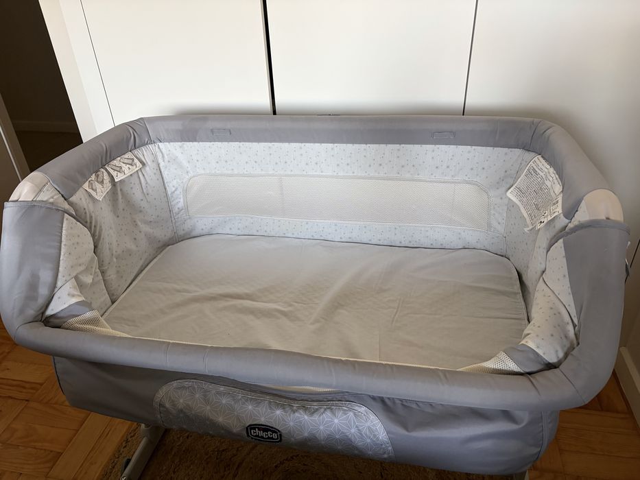 Next to me como novo