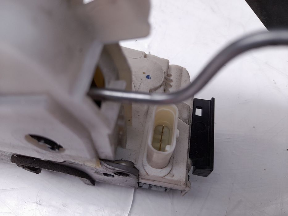 Fechadura / fecho porta frente direito MERCEDES-BENZ Classe E (W212)