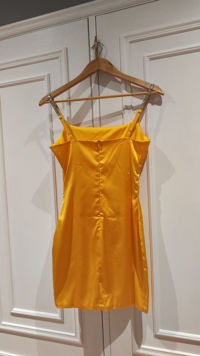 Vestido curto amarelo torrado