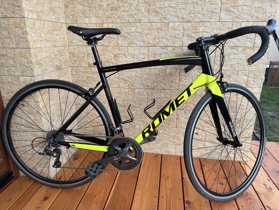 Rower szosowy ROMET Huragan H2