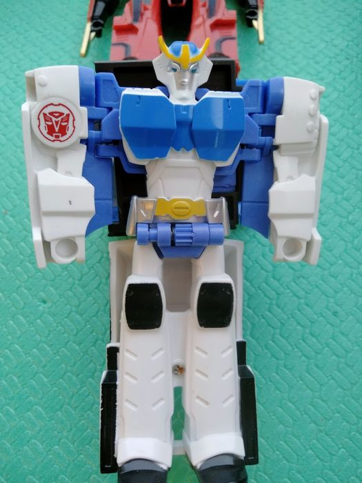 Іграшки трансформери