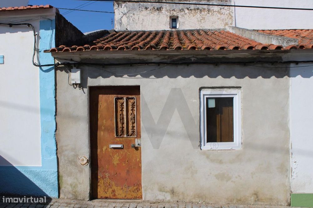 Moradia T2 para recuperar junto Barragem do Maranhão- Aviz- Benavila