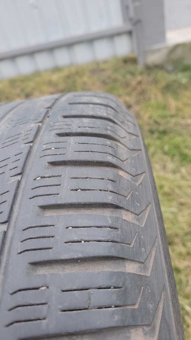 Всесезонні шини Vredestein Quatrac 5 245/70 R16 107H (2018 р.) Б/У