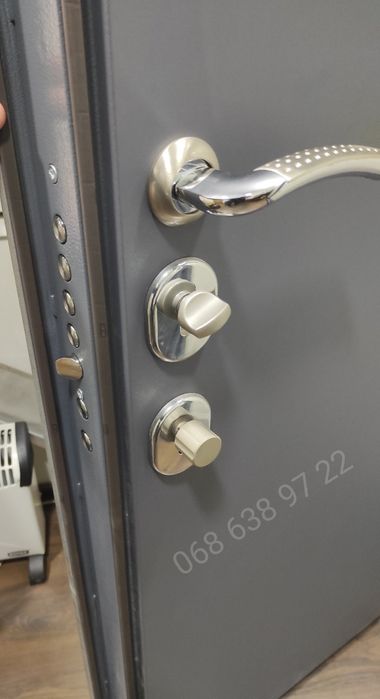 Двери входные, металлические,противовзломные, не вскрываемые отмычками