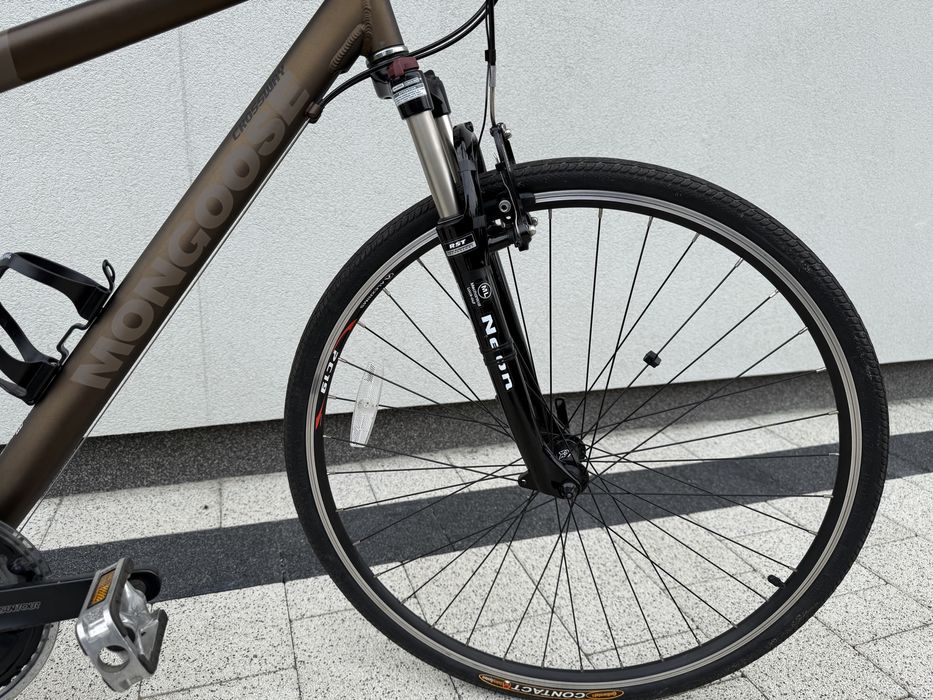 Rower trekingowy Mongoose Crossway 350