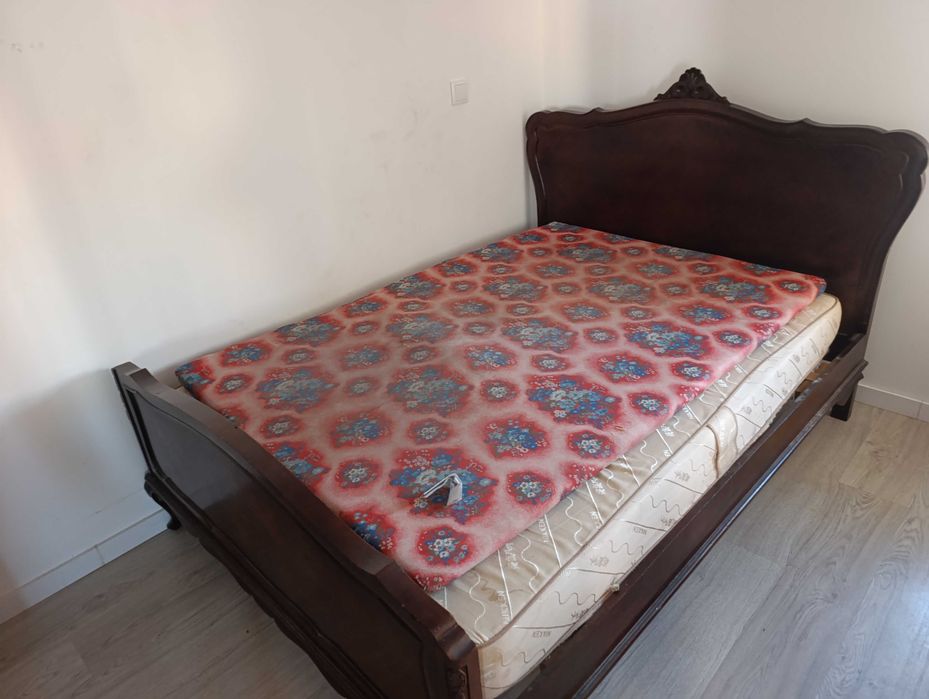 Vendo sete móveis usados — por 515€ até 19 de outubro 2026