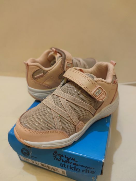Кроссовки для девочки 25р stride rite us9
