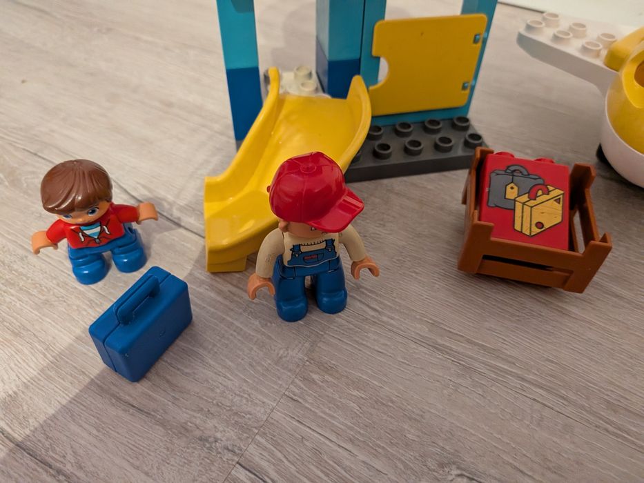 LEGO Duplo lotnisko samolot