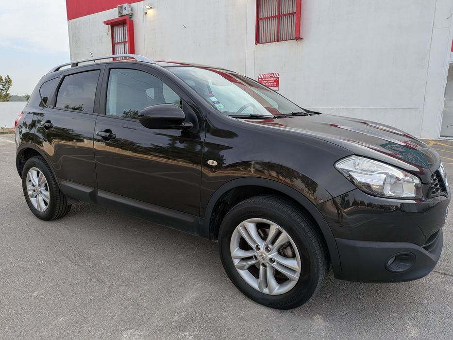 Nissan Qashqai 1,5DCI com 136 mil km. Livro Revisões