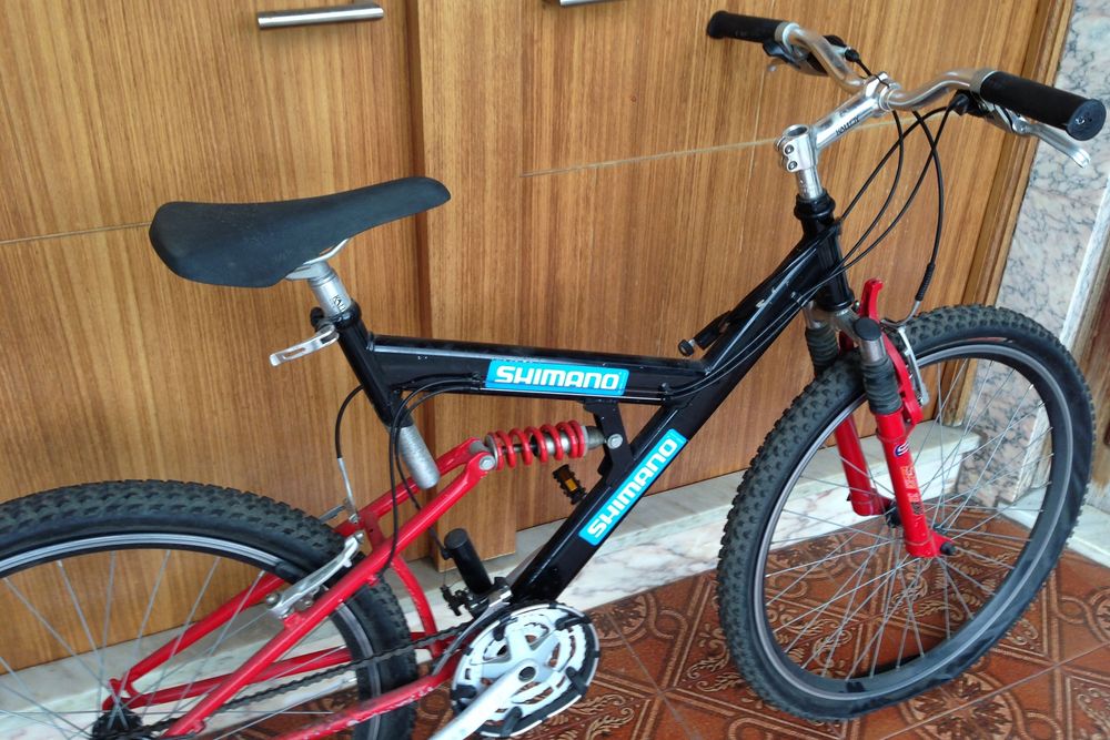 Bicicleta desportiva Shimano