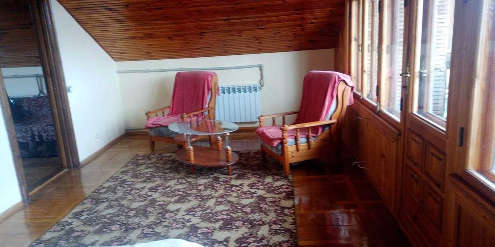 Русановские Сады. Дом 150 кв. До 20 человек.