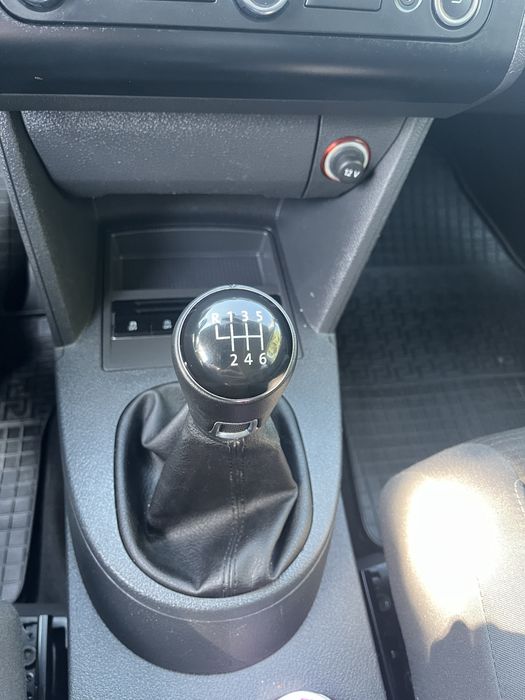 Volkswagen touran 2015 Tdi 1.6- ОБМІН