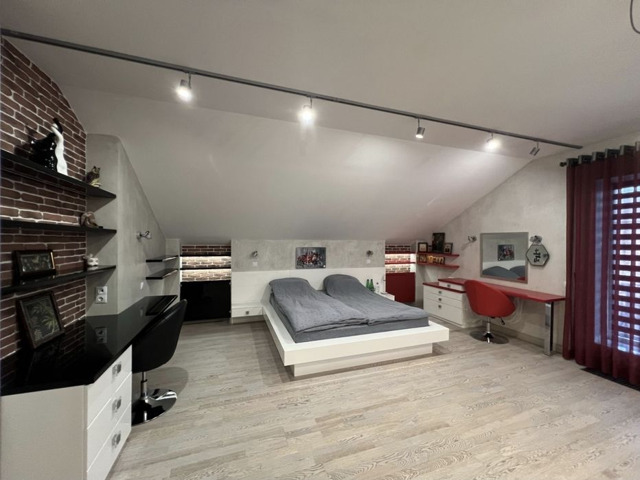 Продам дом Обуховка ул.Заречная  ,Лес