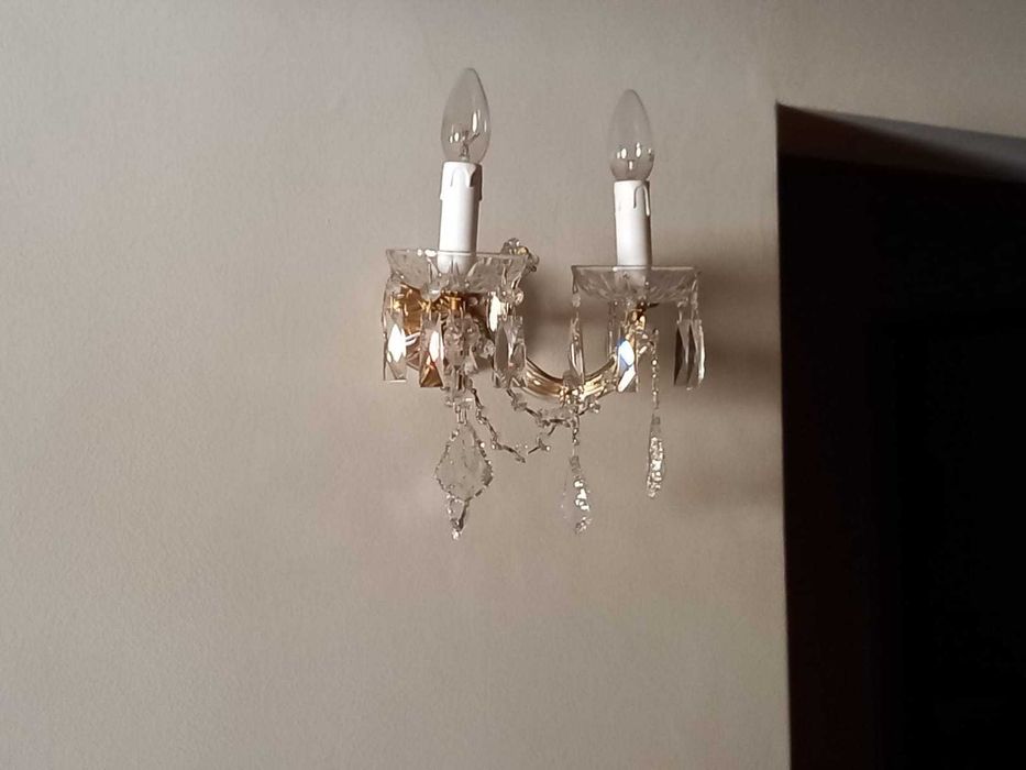 Candeeiros, alguns de Cristal...
