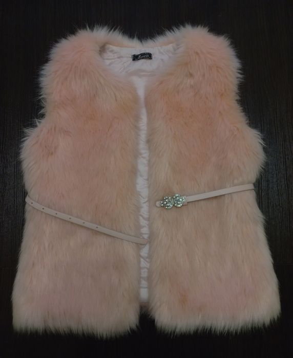 Шубка на дівчинку