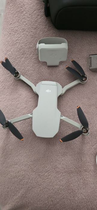 DJI Mini 2 Combo + Malas