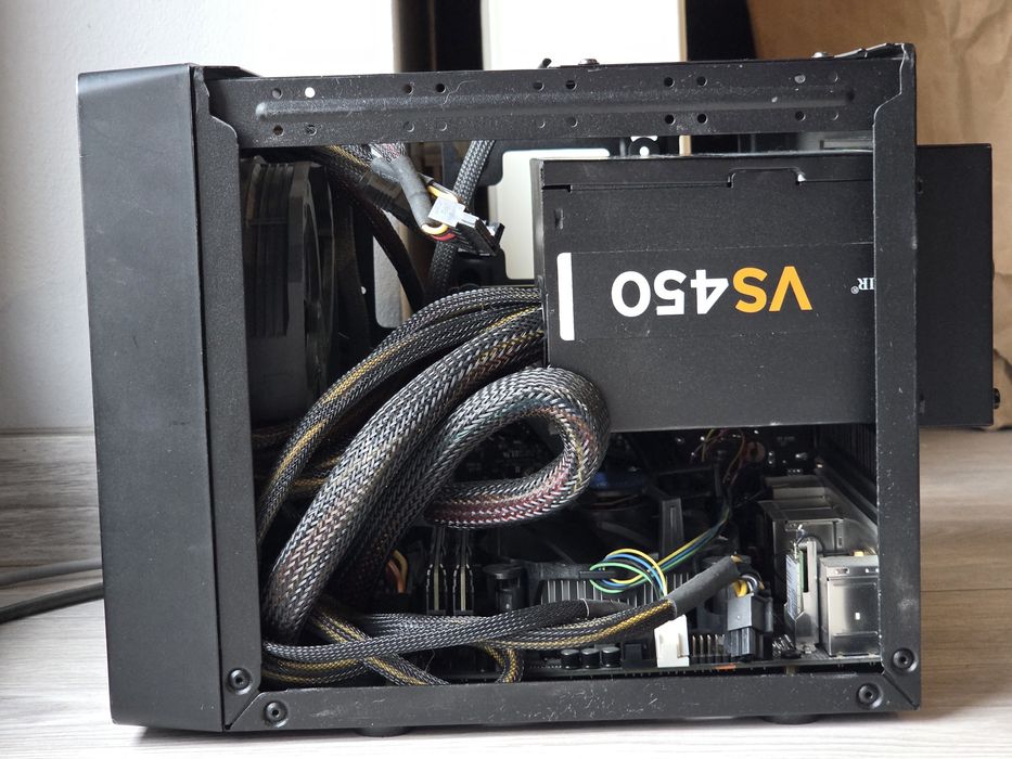 Komputer stacjonarny PC Intel i7-6700 / GTX 1050 Ti / 16 GB RAM