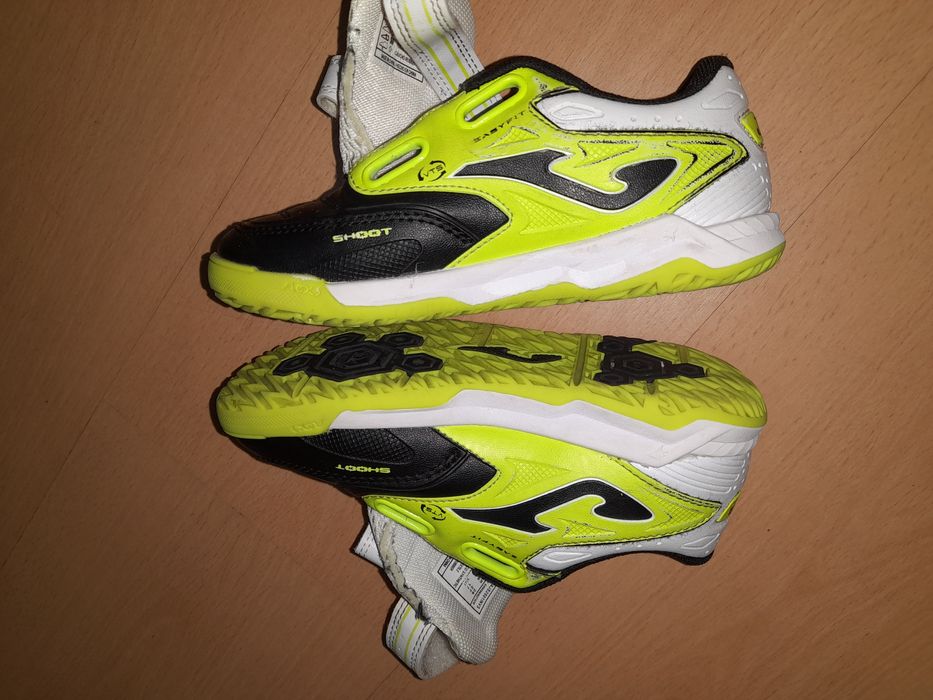 Sapatilhas Futsal Joma tamanho 28