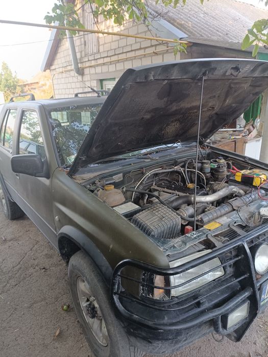 Опель Фронтера (Повний привід)