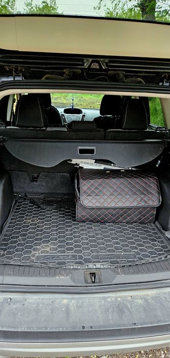 Продам Ford Escape