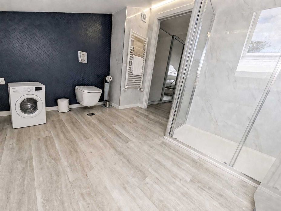 Estúdio renovado, como novo, bastante luminoso, para arrendar — Santa Clara, Leiria