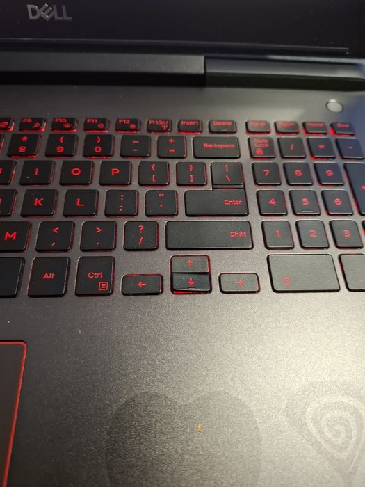 Dell 7577 Gtx 1060 i7 7700