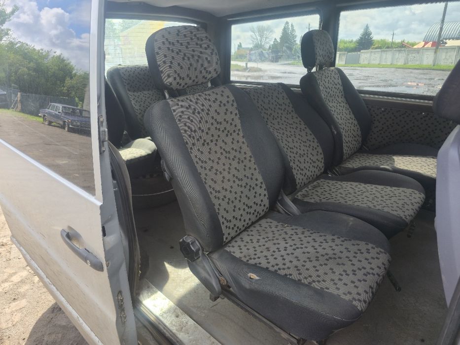 Продам Mercedes Vito 8 мест
