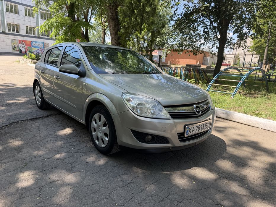 Продам ОПЕЛЬ АСТРА 1.6 газ