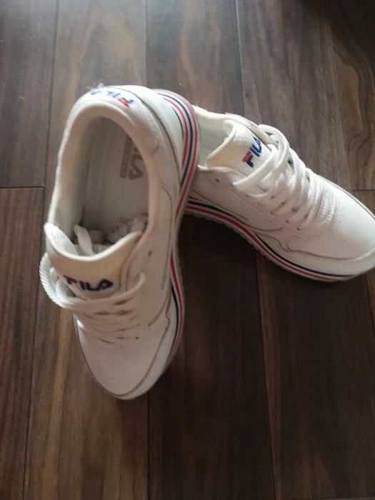 Buty Fila na platformie