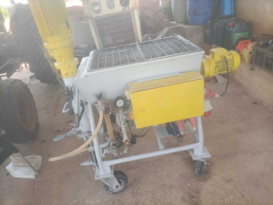 Máquina de Reboco Projetado Uniform Delta Mix – Totalmente Restaurada | Pronta a Trabalhar