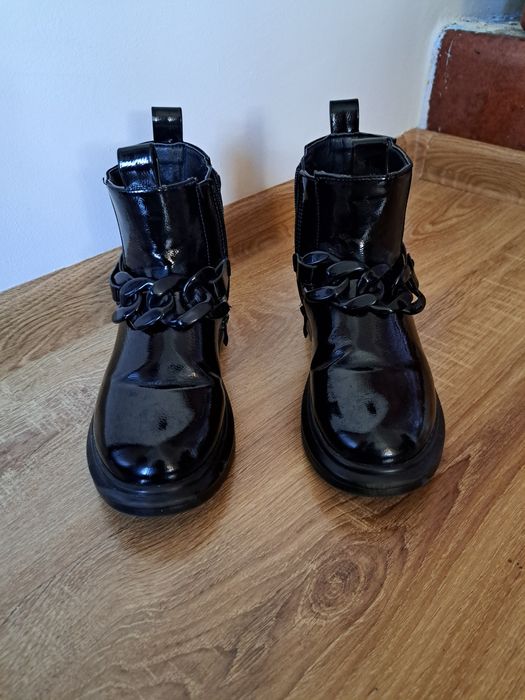 Черевички для дівчинки