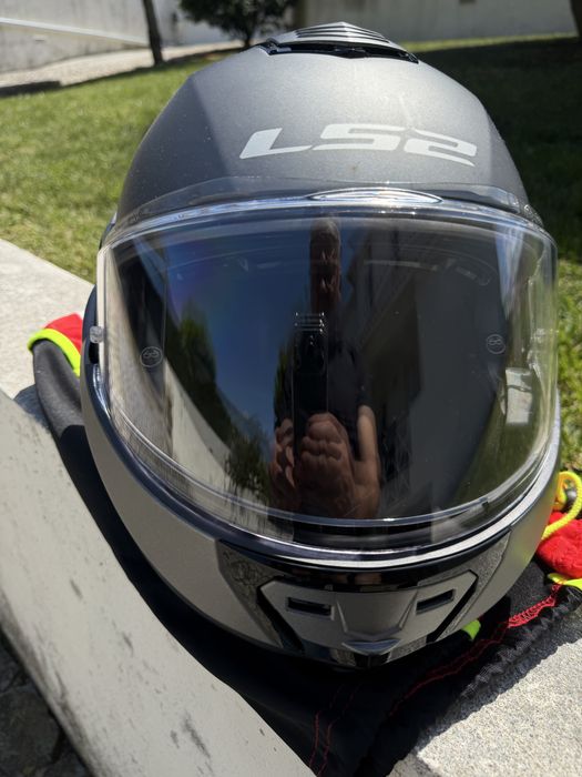 Capacete Modular LS2 como novo