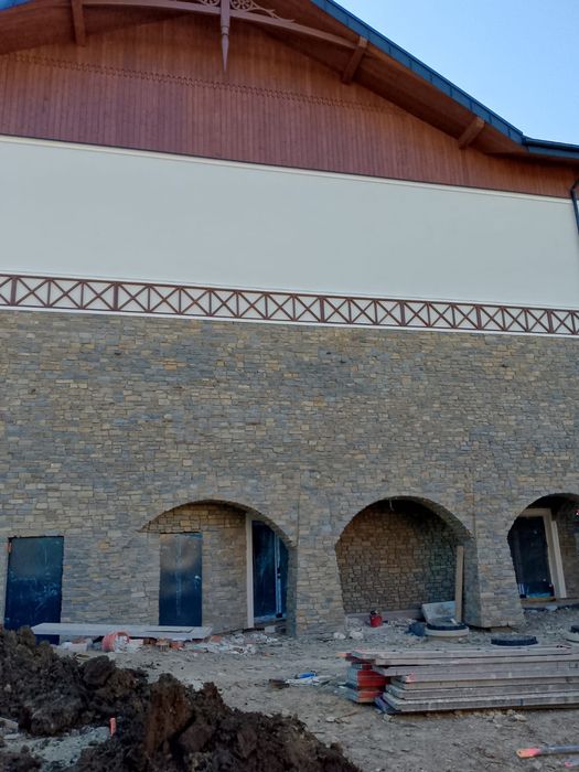 Ekipa budowlana Stany surowe lub pod klucz