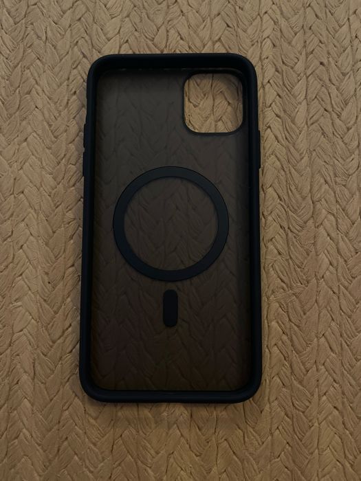Etui na telefkn iPhone 11 Pro Max/MagSafe /szkło gratis- nowe