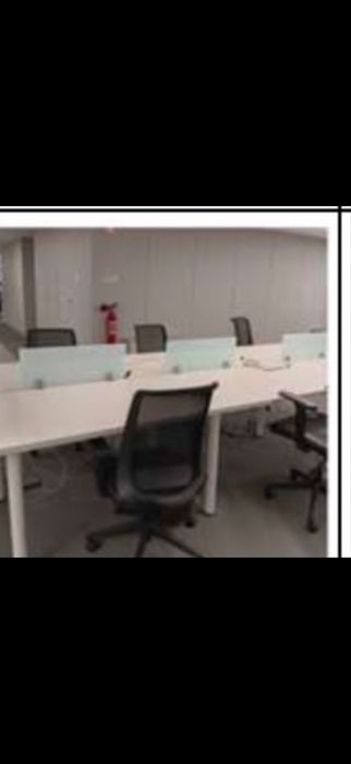 Postos de trabalho - MESA + CADEIRAS