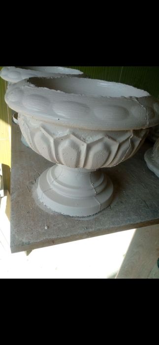 Doniczka betonowa zbrojona