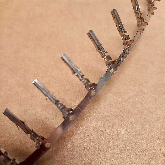 Gniazdo typu Mini-Fit 24-pin, żeńskie