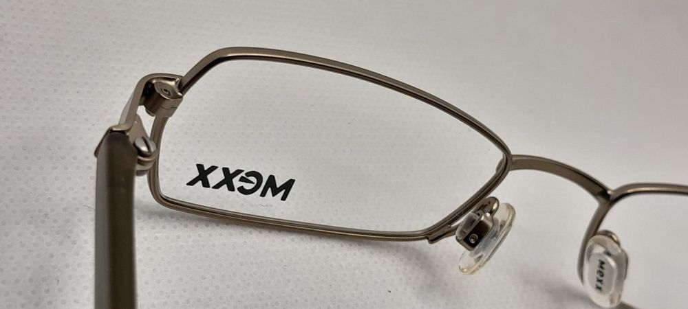 Nowe okulary oprawki korekcyjne Mexx