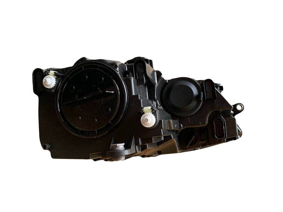 VOLKSWAGEN JETTA Фара ліва LED 2011-17