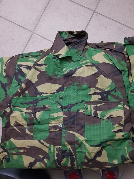 CAMISAS (NOVAS) CAMUFLADAS  nunca utilizadas