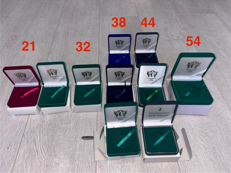 Футляр НБУ для монет 21,  37.5, 44, 54 мм