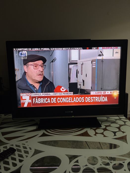 TV LCD Sony Bravia KDL-32S3000