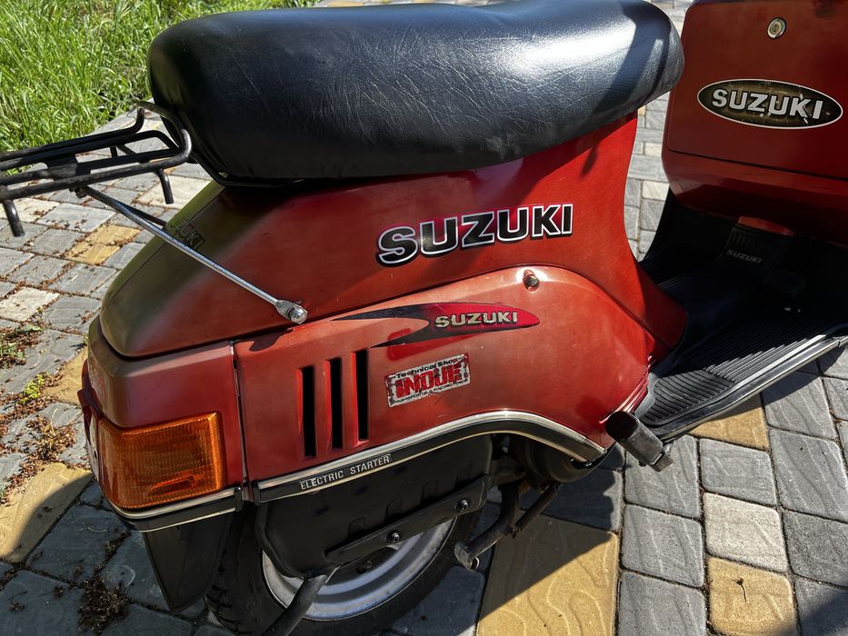Suzuki Gemma 80cc. Винтажный скутер 1983 года.