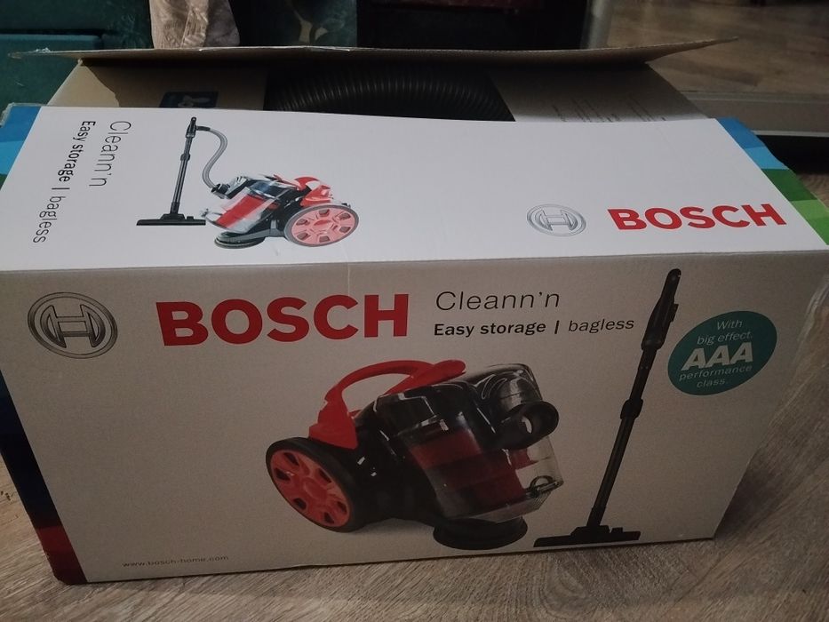 Пилосос Bosch 2000 Вт
