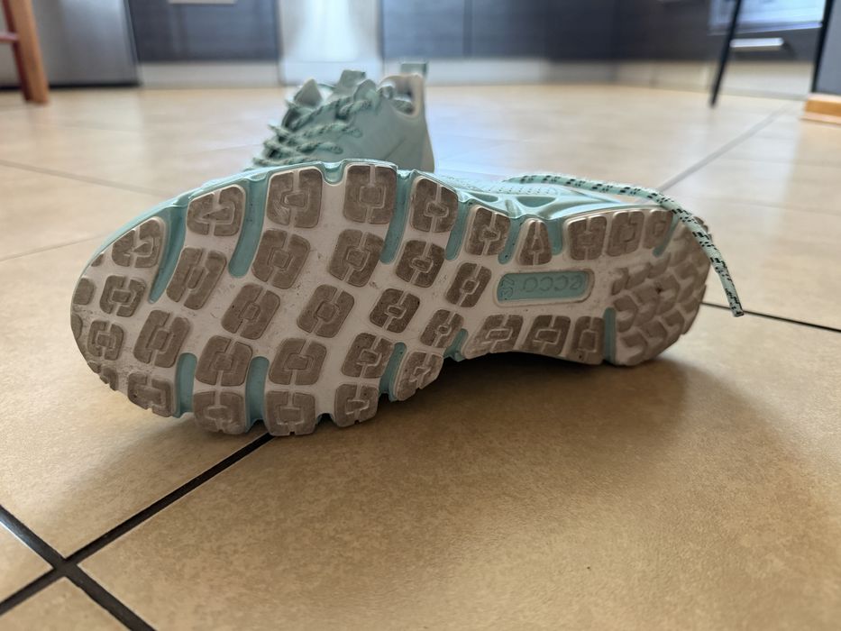 Buty ecco 37 super kolor