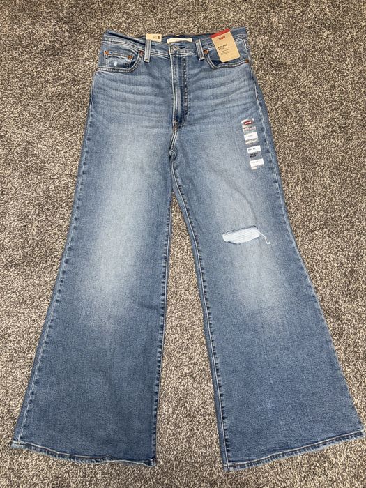 Джинси Levis жіночі